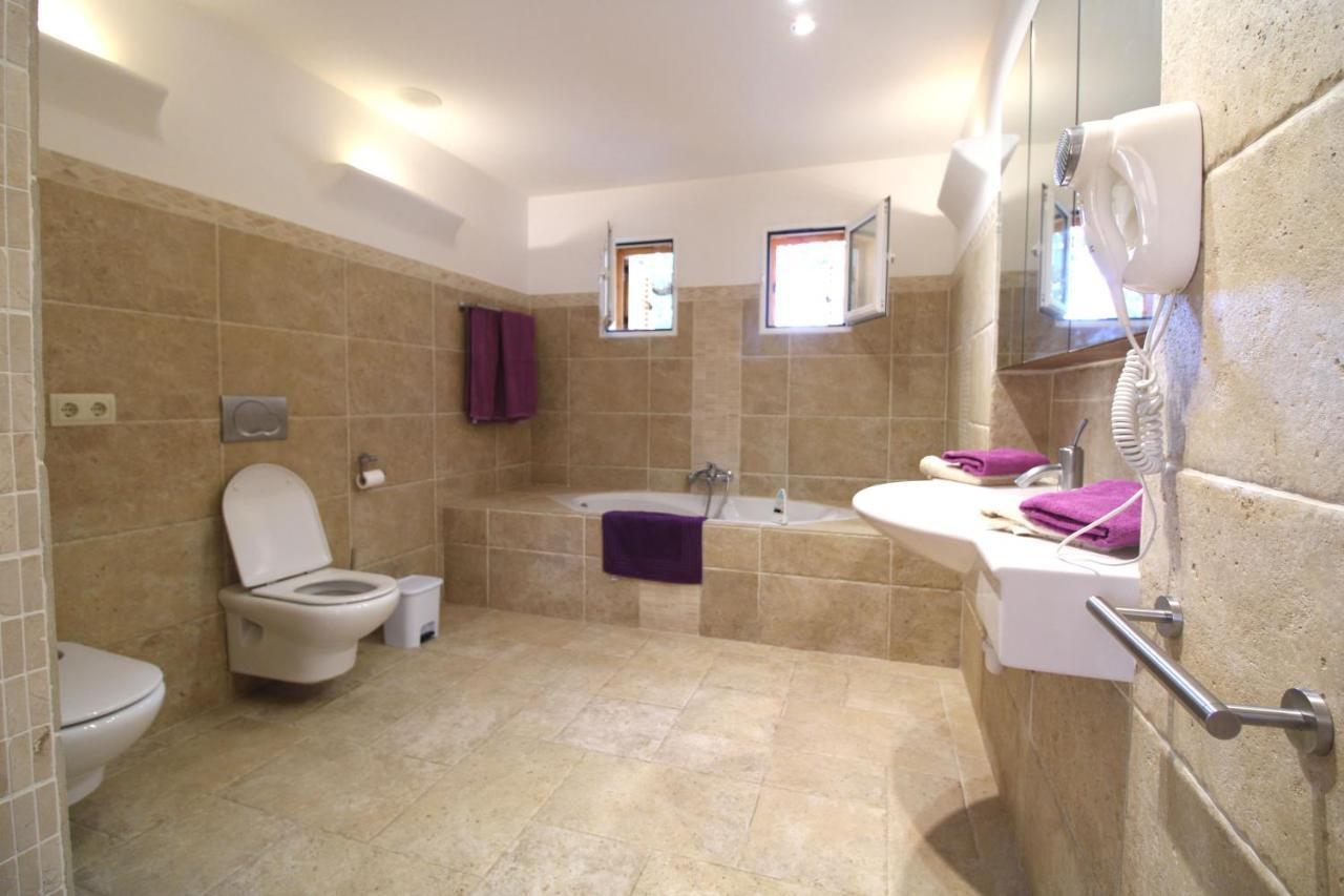 Holiday home Gato Den Vives *